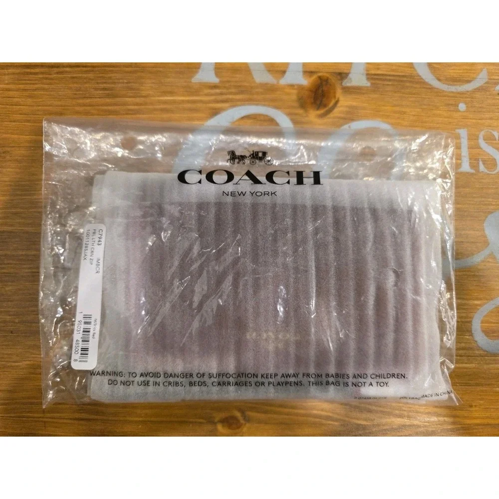 NEW With‎ Tags Coach Brick Red C7943 Wristlet - Picture 7 of 8